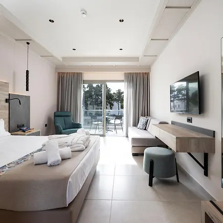 Palladium Hotel 3*