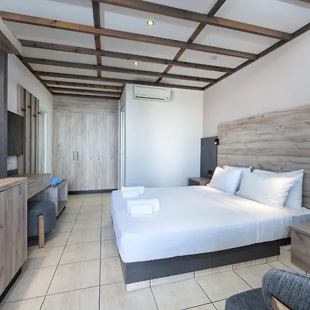Palladium Hotel 3*